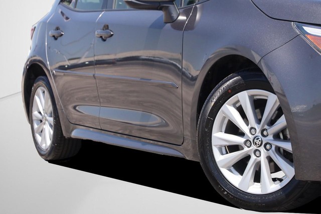 Toyota Corolla Hatchback Vehicle Image 03