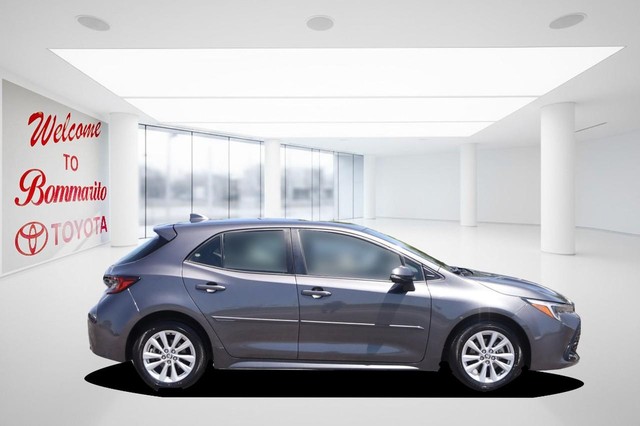 Toyota Corolla Hatchback Vehicle Image 05