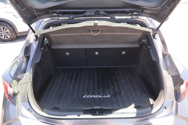 Toyota Corolla Hatchback Vehicle Image 07