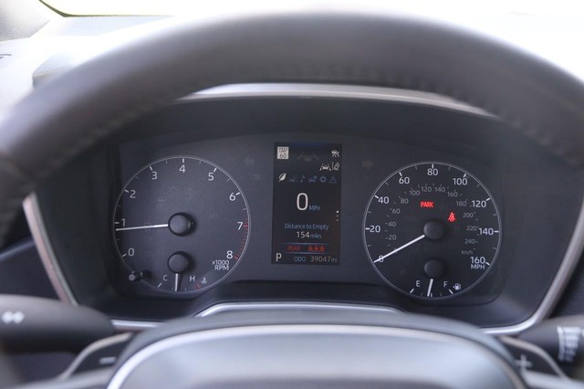 Toyota Corolla Hatchback Vehicle Image 13