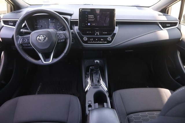 Toyota Corolla Hatchback Vehicle Image 19