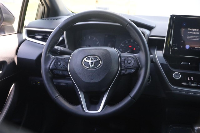 Toyota Corolla Hatchback Vehicle Image 21