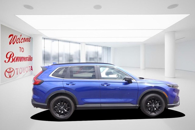 Honda CR-V Hybrid Vehicle Image 05