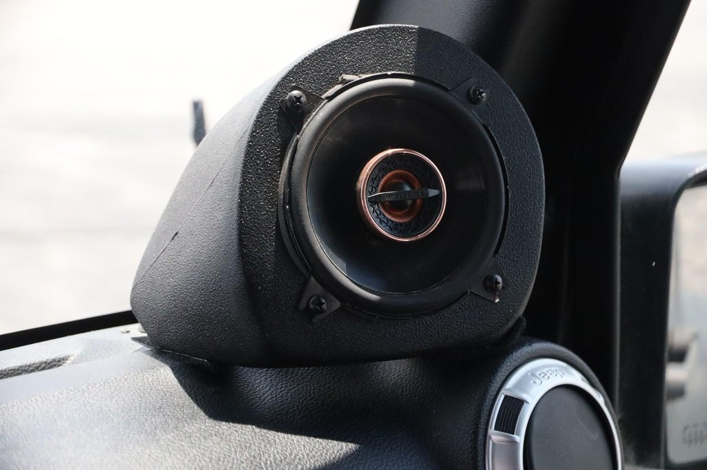 Jeep Wrangler Vehicle Full-screen Gallery Image 18