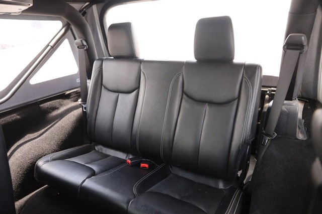 Jeep Wrangler Vehicle Image 08