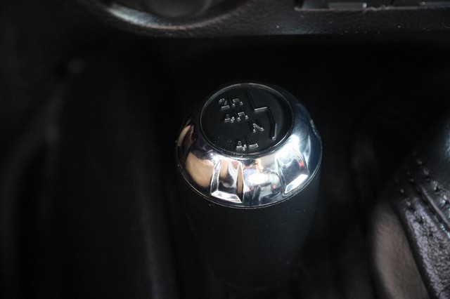 Jeep Wrangler Vehicle Image 16