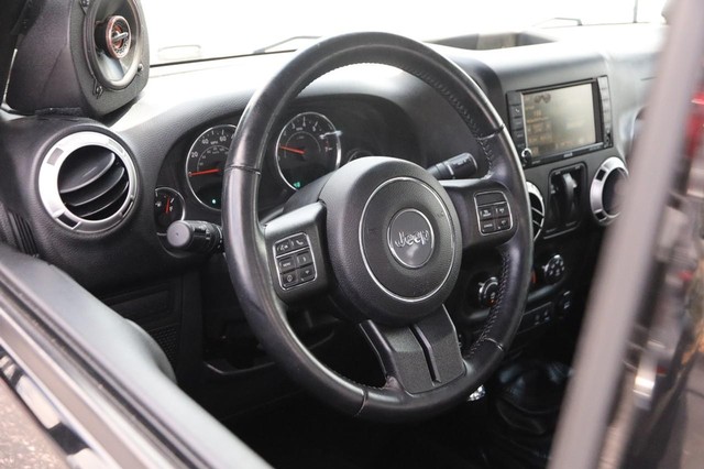 Jeep Wrangler Vehicle Image 21