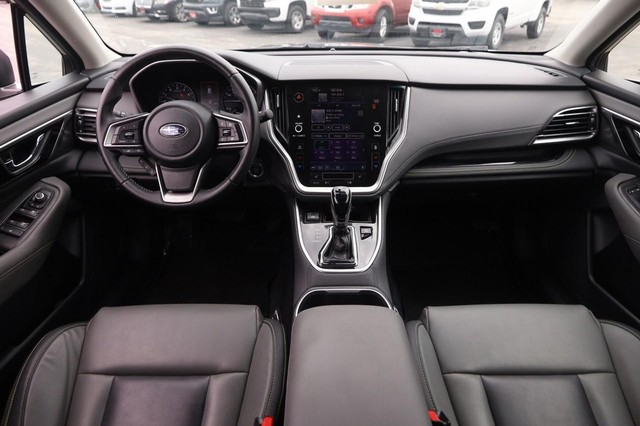 Subaru Outback Vehicle Image 24