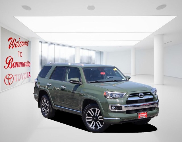 Toyota 4Runner Vehicle Image 02