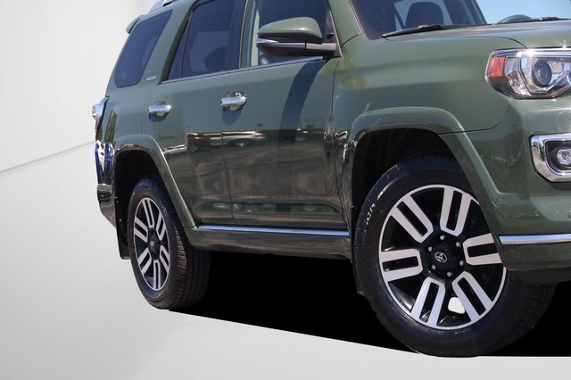 Toyota 4Runner Vehicle Image 03
