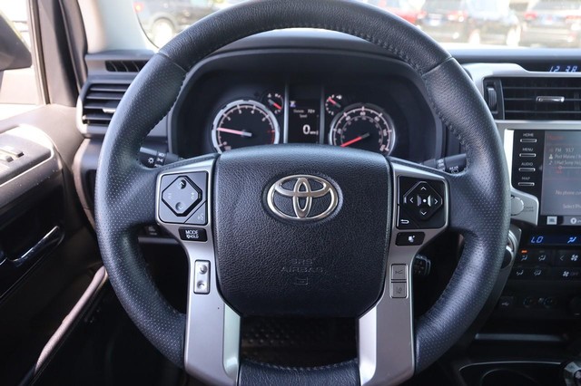 Toyota 4Runner Vehicle Image 11