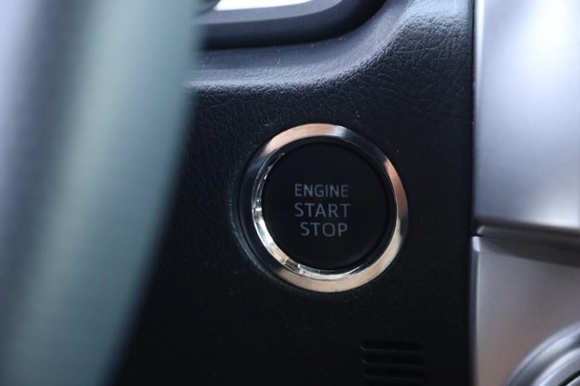 Toyota 4Runner Vehicle Image 15
