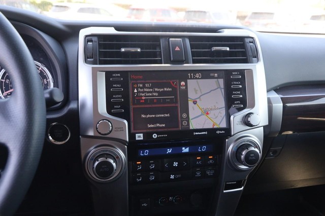 Toyota 4Runner Vehicle Image 16