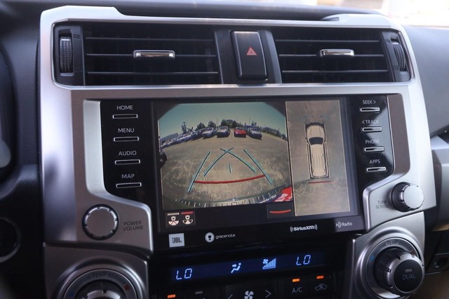 Toyota 4Runner Vehicle Image 17