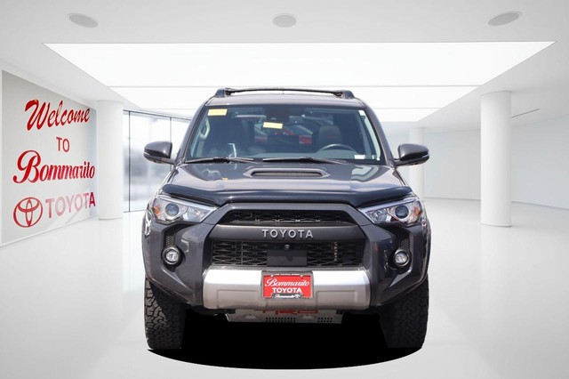 Toyota 4Runner Vehicle Image 04