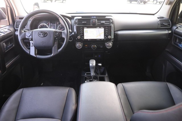 Toyota 4Runner Vehicle Image 13