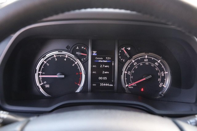 Toyota 4Runner Vehicle Image 22