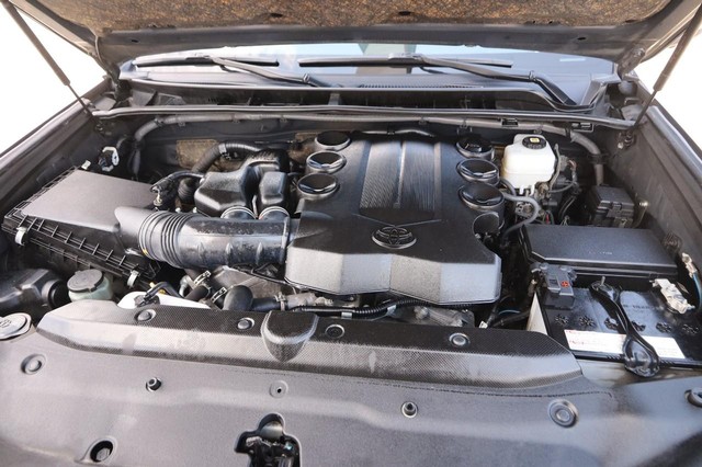 Toyota 4Runner Vehicle Image 29