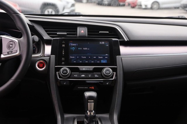 Honda Civic Sedan Vehicle Image 24