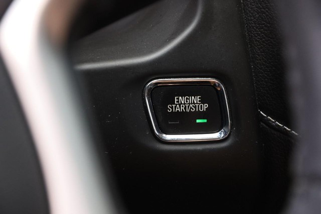 GMC Acadia Vehicle Image 16