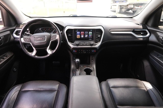 GMC Acadia Vehicle Image 24
