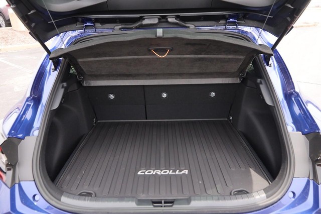 Toyota COROLLA HB Vehicle Image 08