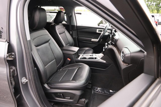Ford Explorer Vehicle Image 29