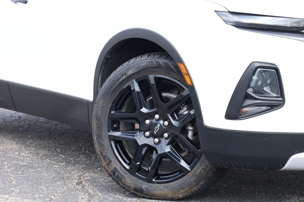 Chevrolet Blazer Vehicle Full-screen Gallery Image 03