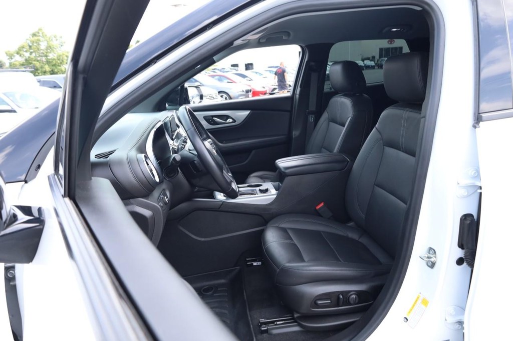 Chevrolet Blazer Vehicle Full-screen Gallery Image 08