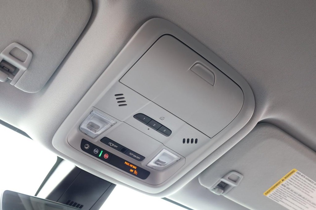 Chevrolet Blazer Vehicle Full-screen Gallery Image 15