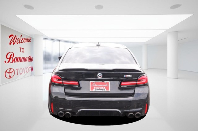 BMW M5 Vehicle Image 06