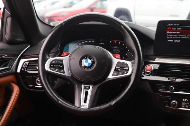 BMW M5 Vehicle Image 27