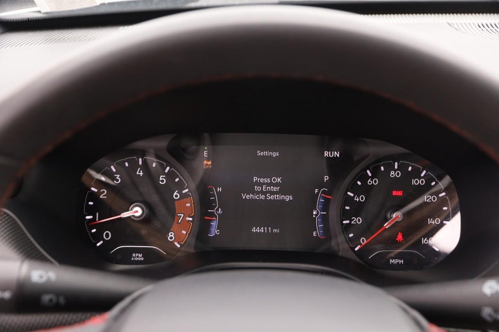 Jeep Compass Vehicle Full-screen Gallery Image 13