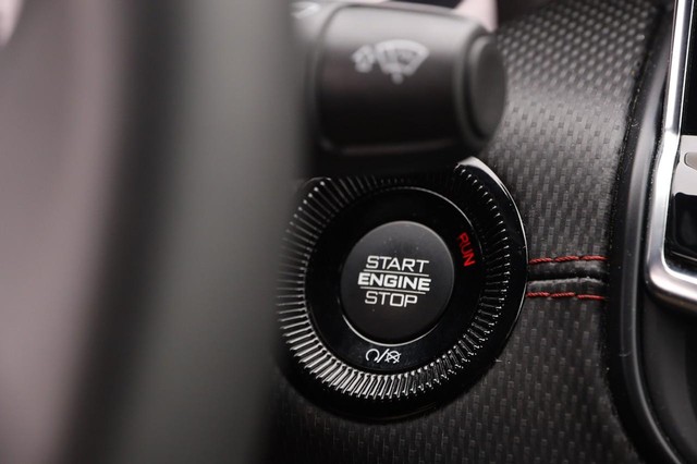 Jeep Compass Vehicle Image 14