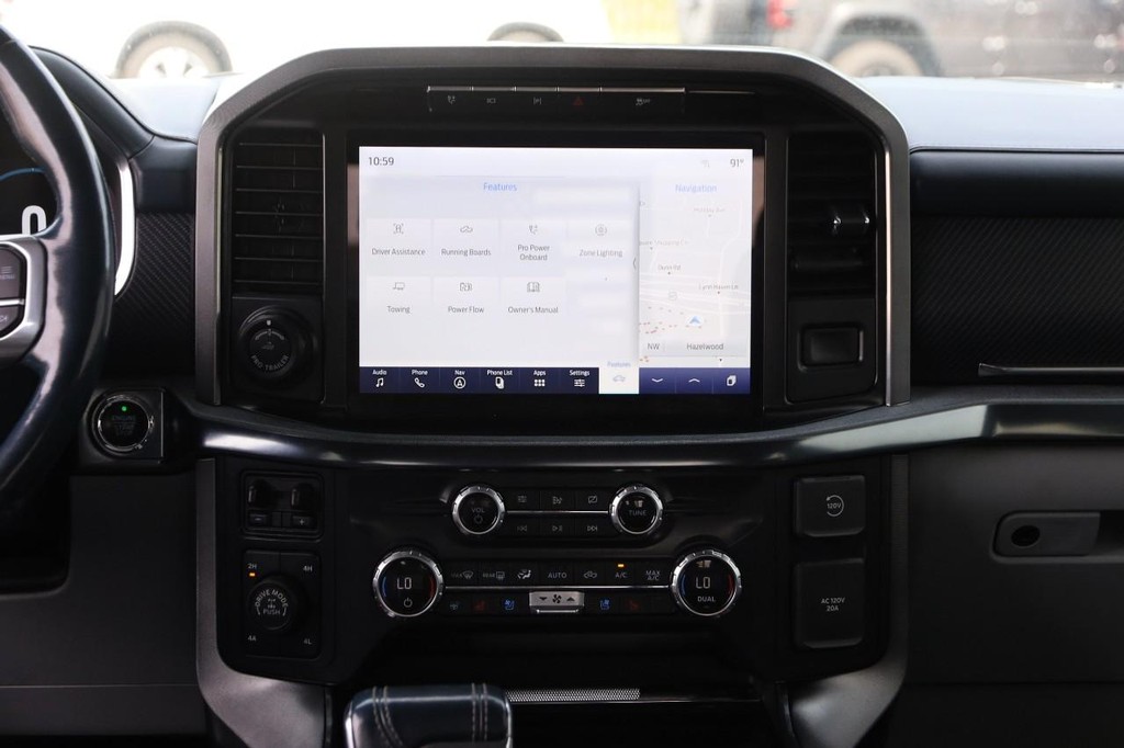 Ford F-150 Vehicle Full-screen Gallery Image 26