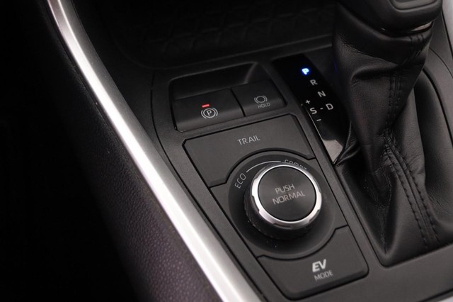 Toyota RAV4 Vehicle Image 18