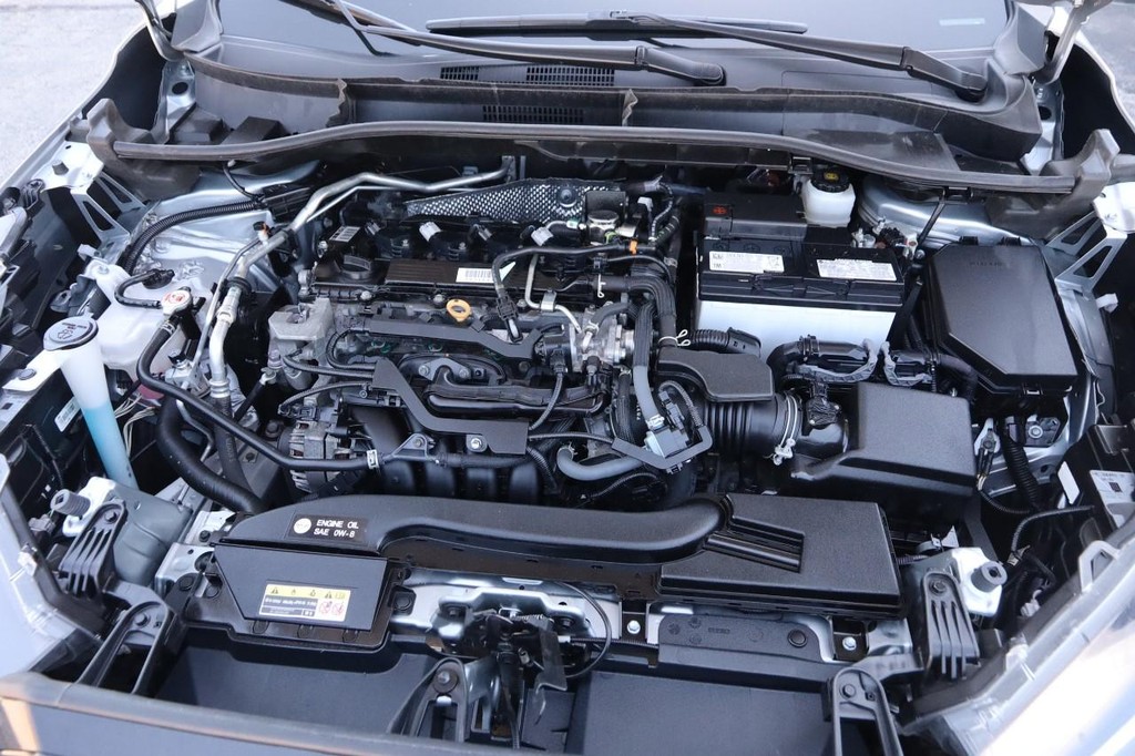 Toyota Corolla Cross Vehicle Full-screen Gallery Image 7
