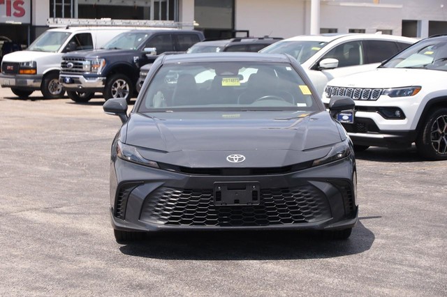 Toyota Camry Vehicle Image 04