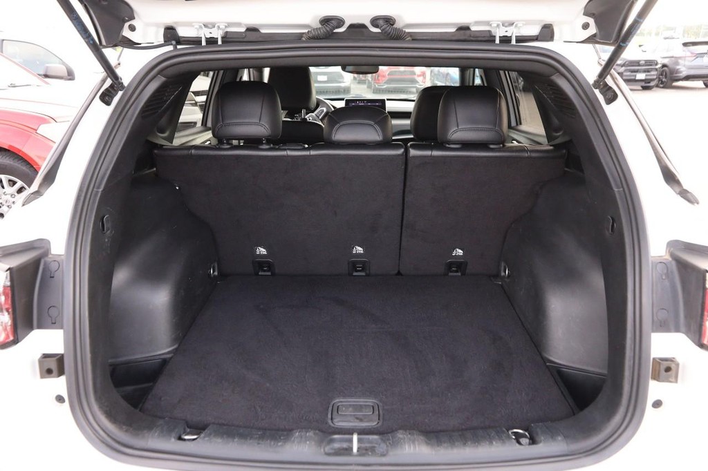 Jeep Compass Vehicle Full-screen Gallery Image 7