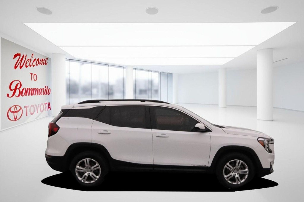 GMC Terrain Vehicle Full-screen Gallery Image 5