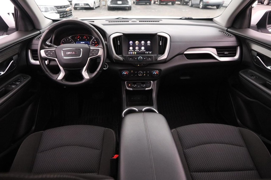 GMC Terrain Vehicle Full-screen Gallery Image 21