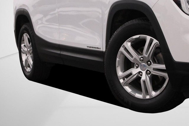 GMC Terrain Vehicle Image 03