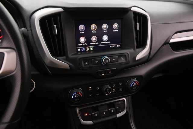 GMC Terrain Vehicle Image 15