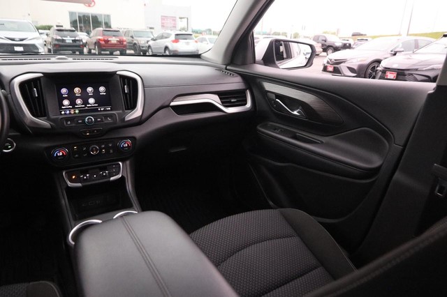 GMC Terrain Vehicle Image 24