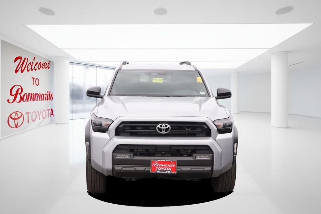 Toyota 4Runner Vehicle Full-screen Gallery Image 4