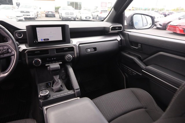Toyota 4Runner Vehicle Image 09