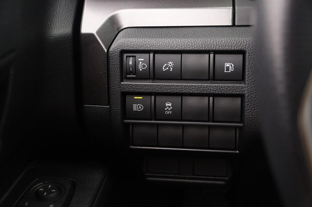 Toyota 4Runner Vehicle Image 14