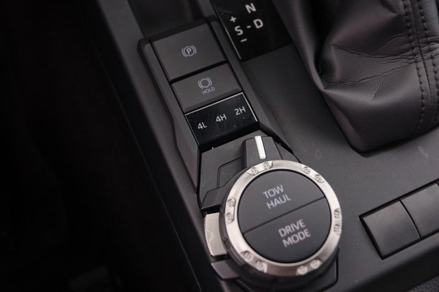 Toyota 4Runner Vehicle Image 15