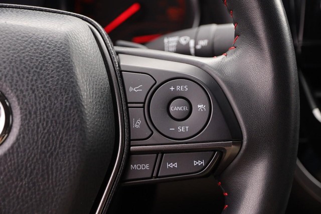 Toyota Camry Vehicle Image 12