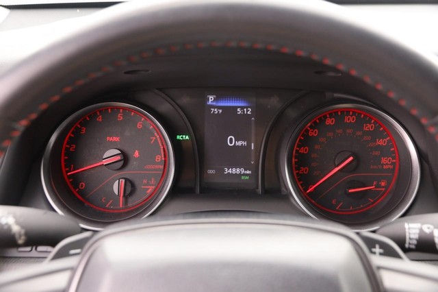 Toyota Camry Vehicle Image 13